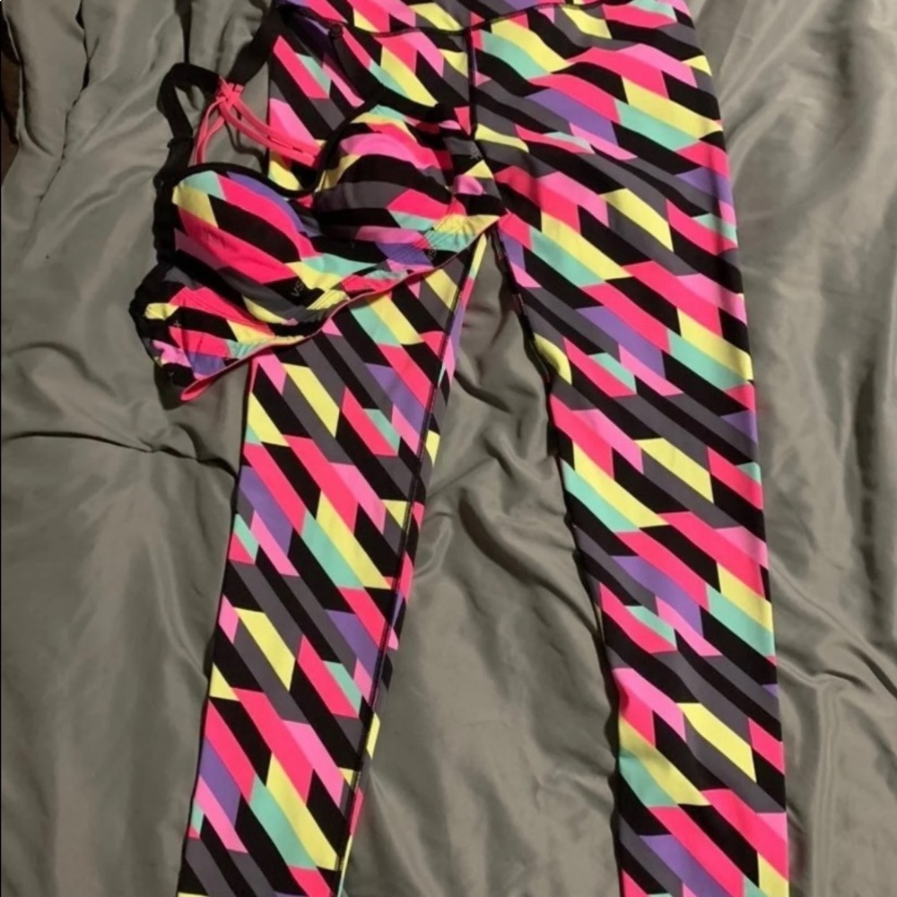VS Sports Bra & Leggings